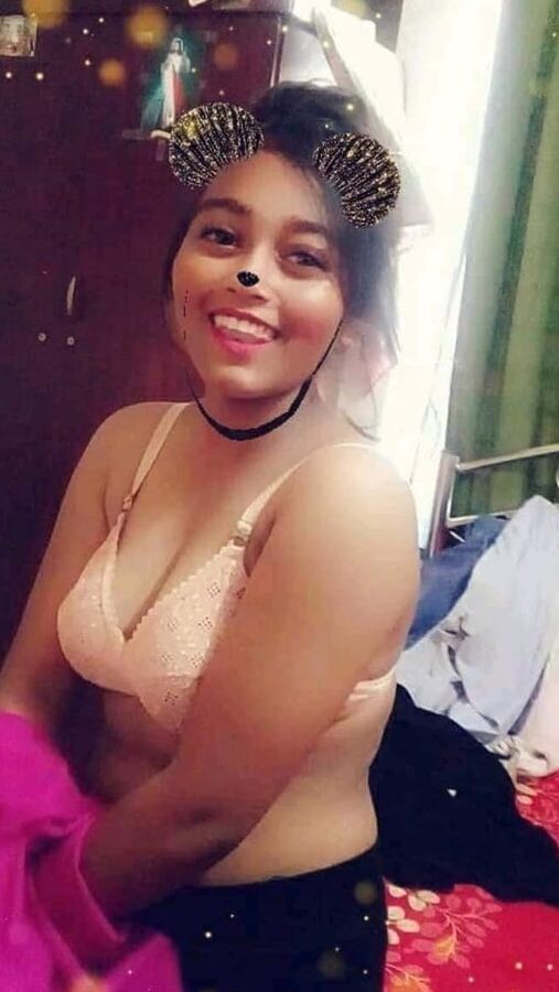 Deshi nude leaked Nidrita Tasnim