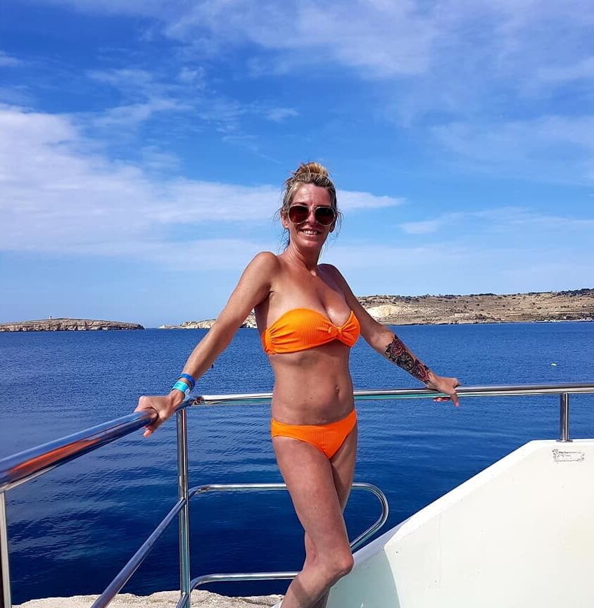 Mature Women in Bikinis (set )