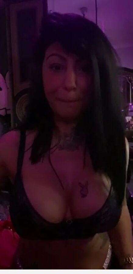 Big bust live facebook romanian