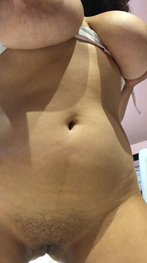 BUsty Amateur
