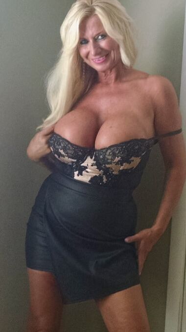 Matures Bimbo