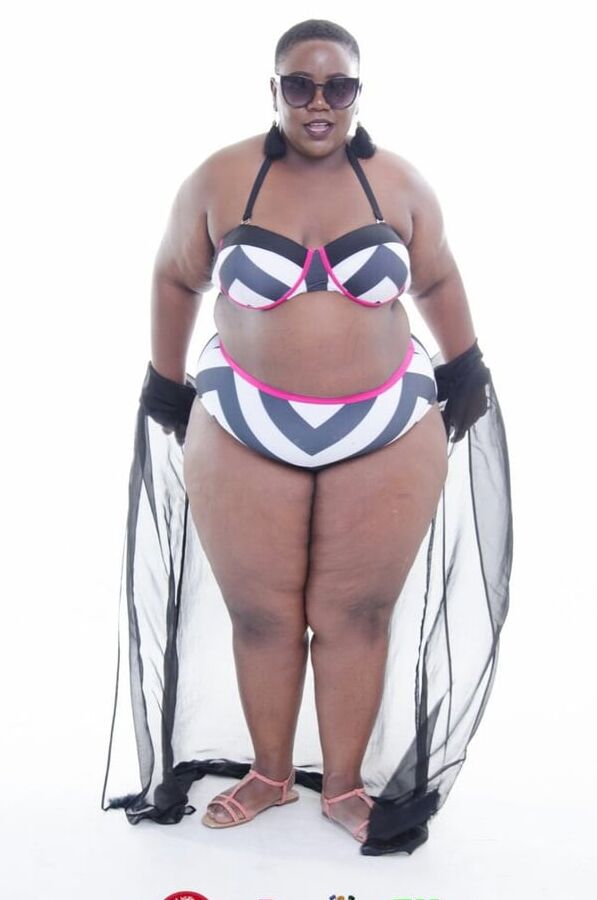 Hoodyman SSBBW . Fat pig Vicky P exposed .