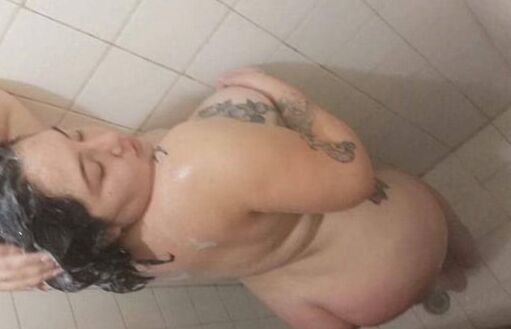 Thick and curvy tattoo pawg bbw sexy big ass