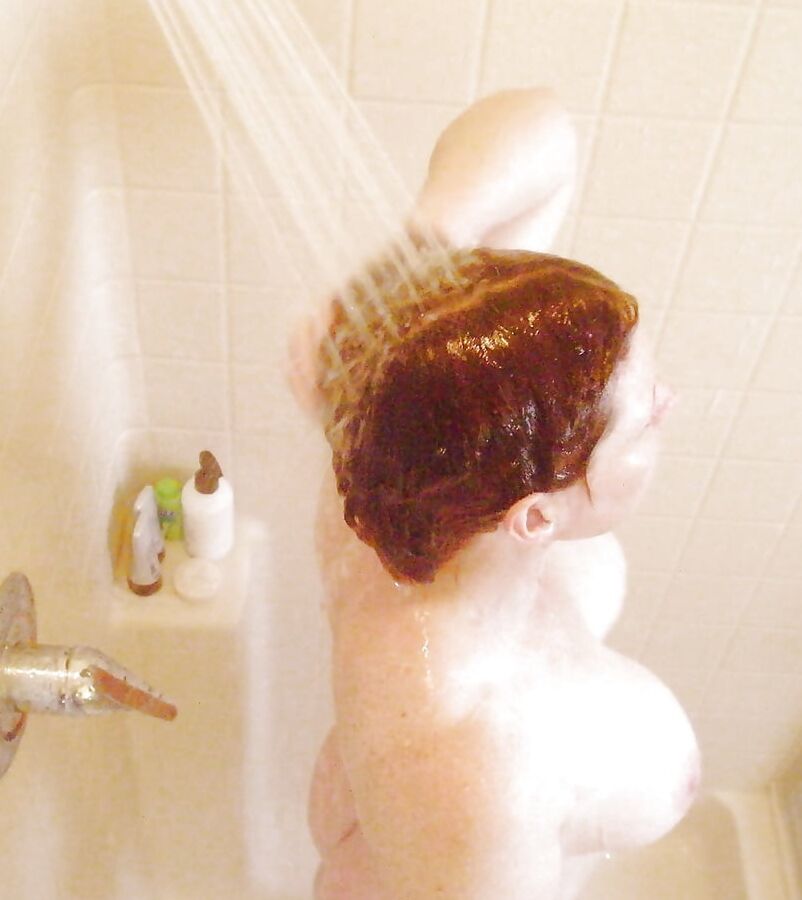 Shower Girls