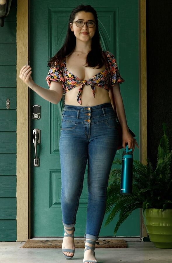 Sexy Babe Ophelia
