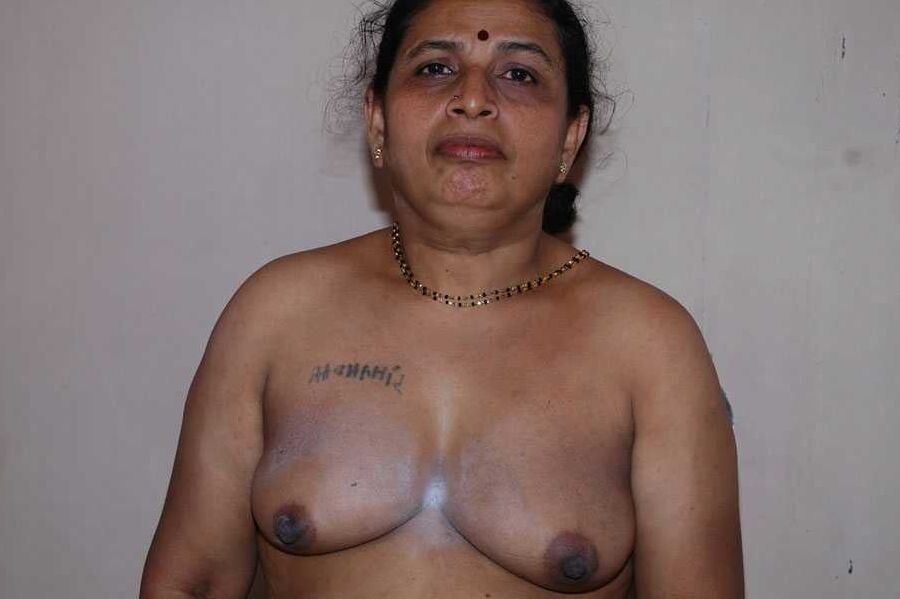 Sex with my neighbor grandma