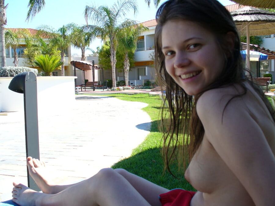 Petite copine obeissante