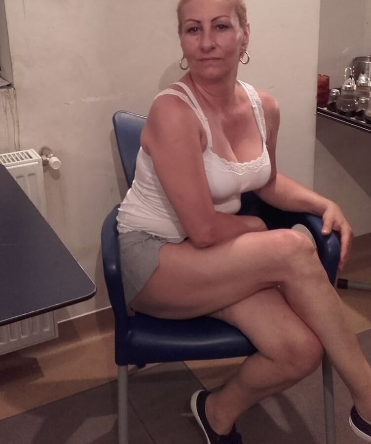 ROU ROMANIAN MILFS SEX BOMB ROMANIAN MOM PART