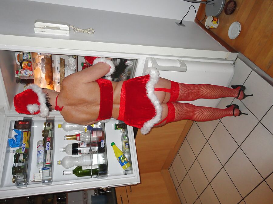 Mature wife for all the stocking lovers!