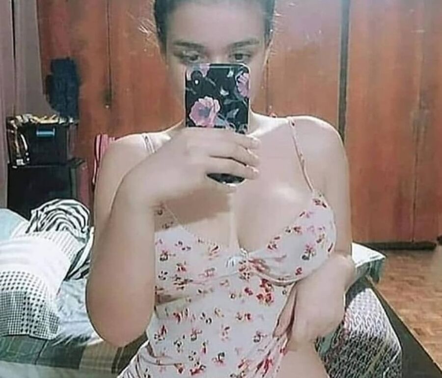 Arab Leaked Pics