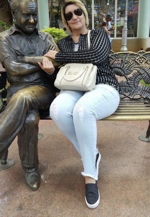 Mature friend Cristiane