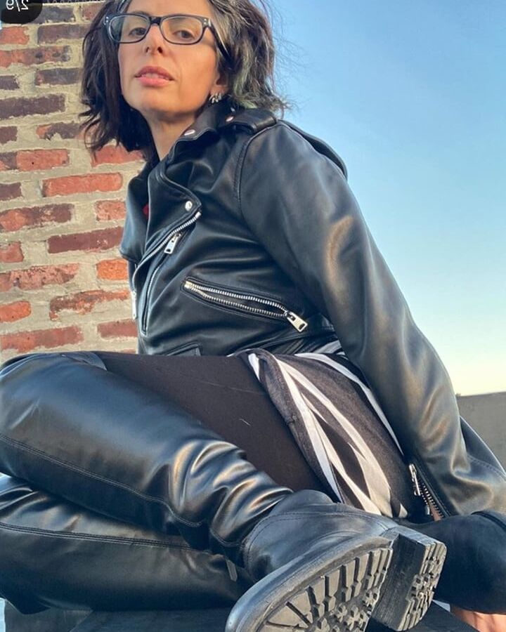 Milfs &amp; Gilfs wearing boots no. (Amy)