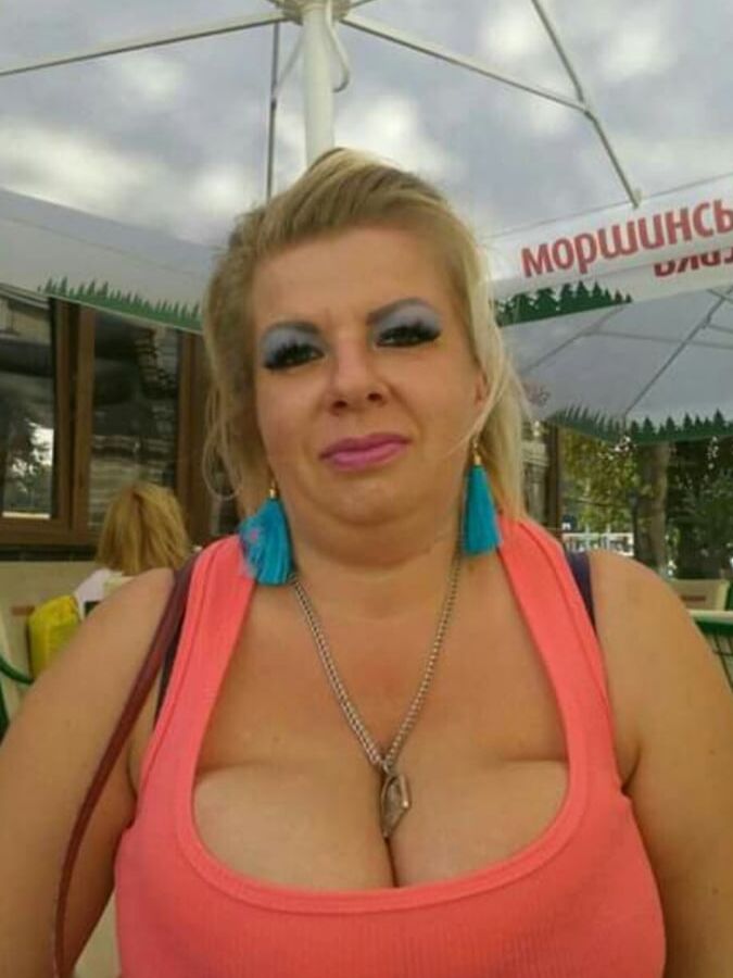 Mega big boobs of my neighbor