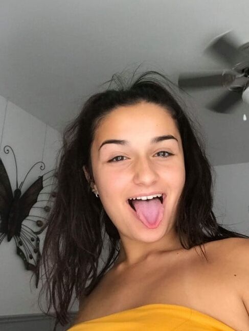 Yellow latina