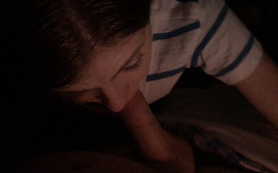 Felicia flaps tongue on flaccid cock