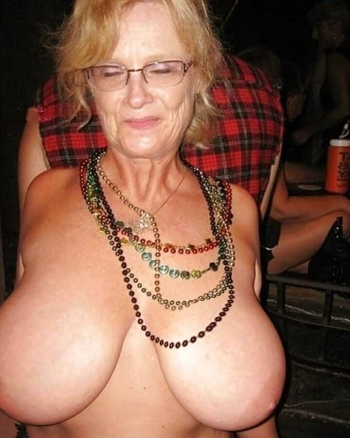 Tell your Mom you want to Fuck Mature milfs