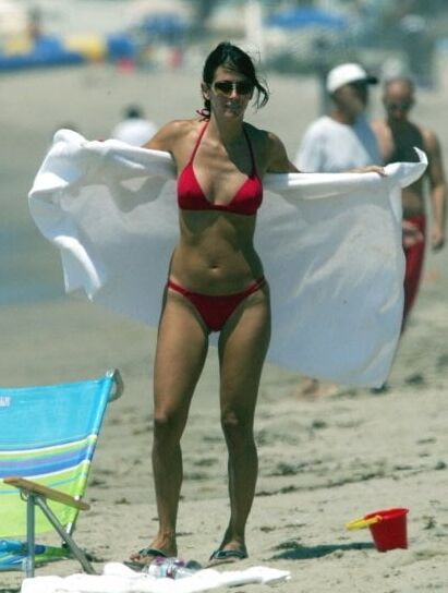 Mature Women in Bikinis (set )