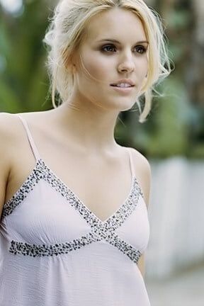 Maggie Grace