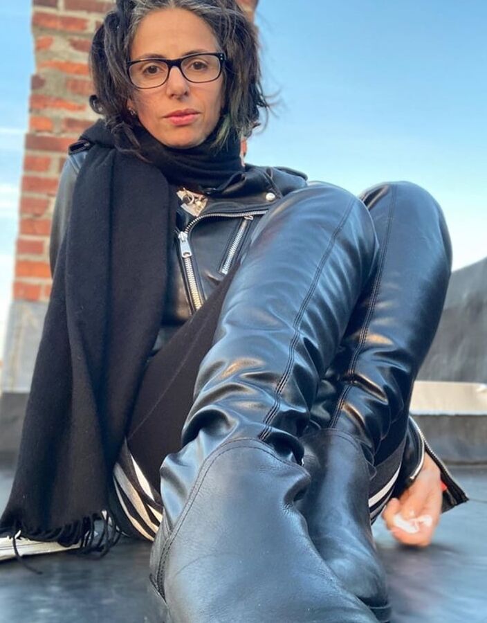 Milfs &amp; Gilfs wearing boots no. (Amy)