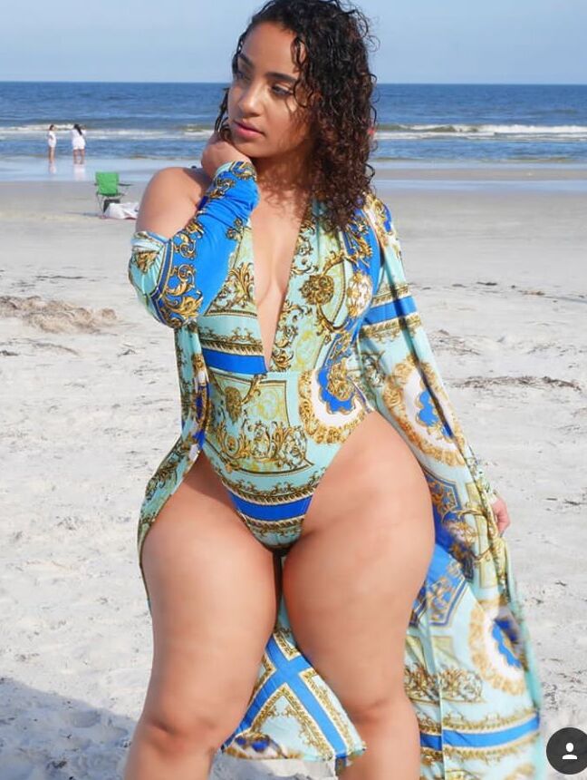 KISE LICRA GITANA GITANE VENEZOLANA GORDITA CULONA MUSLONA