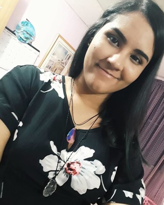 She deserve cum