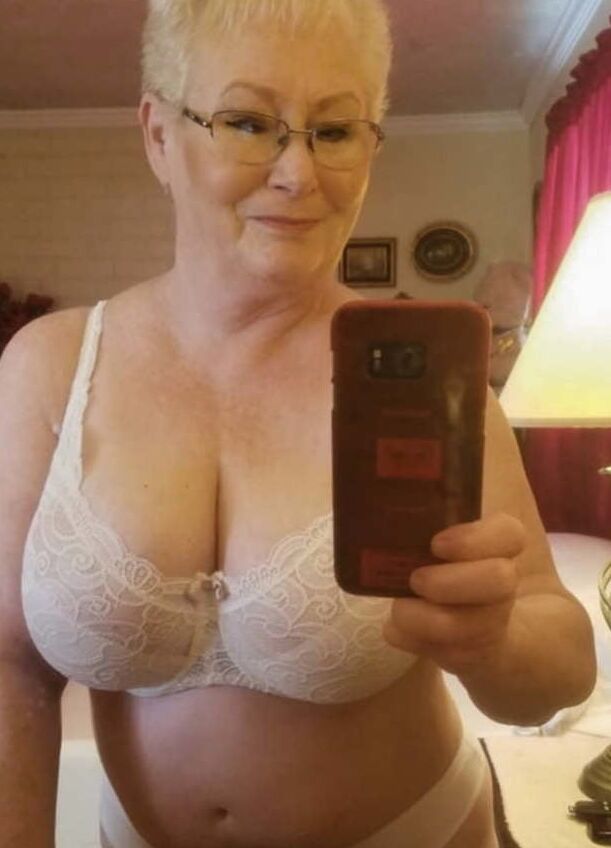 Amateur Granny