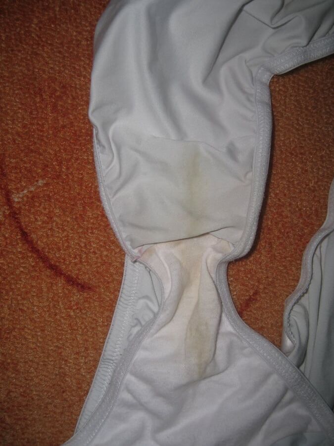 - my wife Annett - various at home - panties pregnant