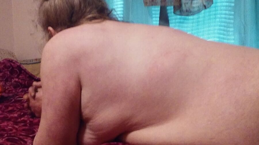 Siobhan showing her body again