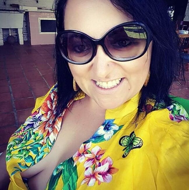 CARLA MADURA FOFONHA RABUDA GOSTOSA