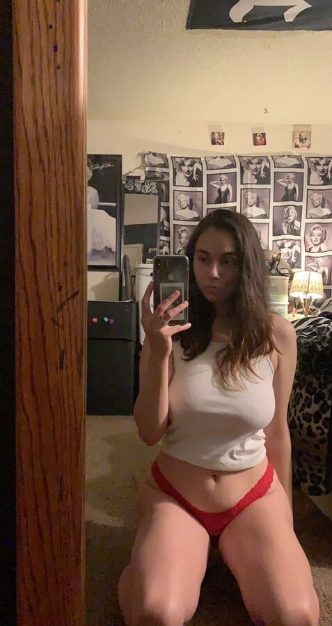 Big Tits Whore Julia Exposed