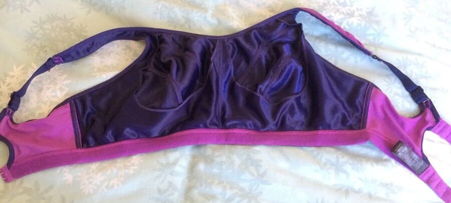 Sportsbras