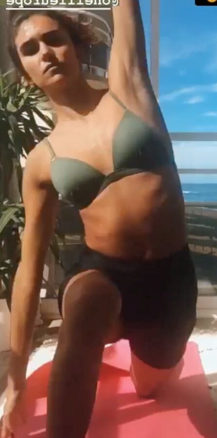 Victoria vergara nude