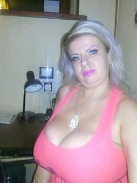 Mega big boobs of my neighbor