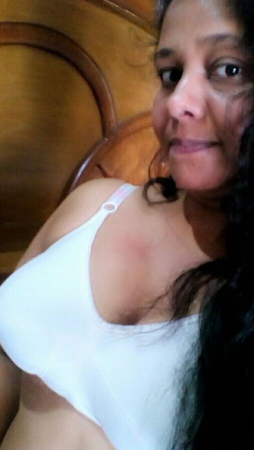 Unseen indian desi aunty mix nude pic