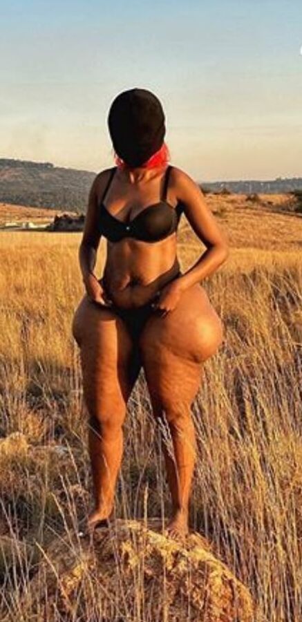 Sexy super wide slim thick mega booty bbw pear Fezile