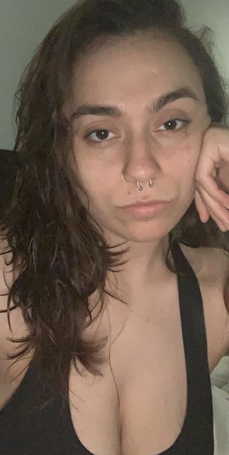 Big Tits Whore Julia Exposed