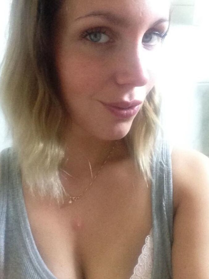 exposed webslut