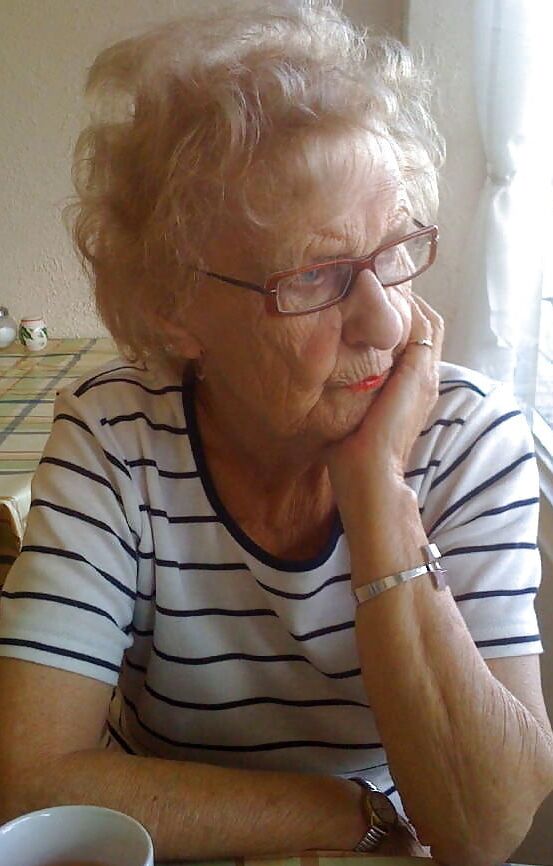 GILF s - Grannies I like to fuck ()