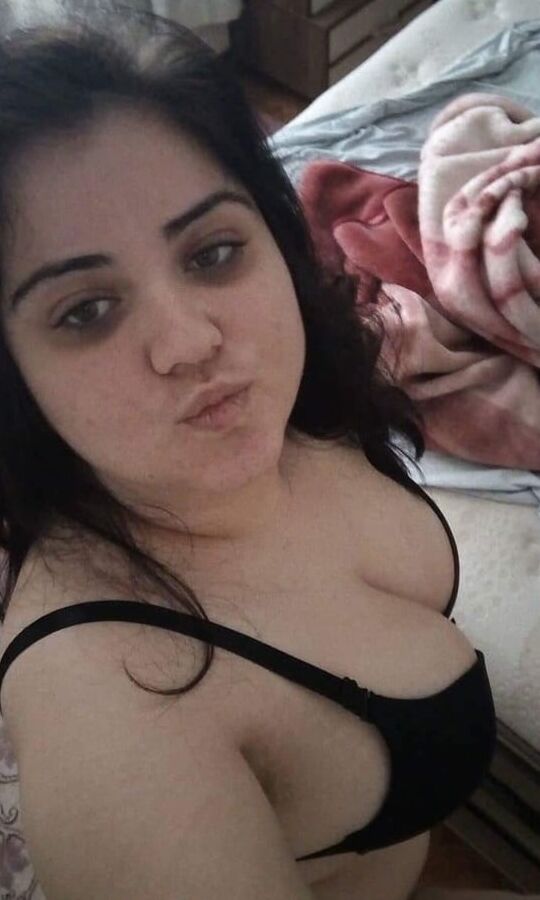 Turkish Slut Oya