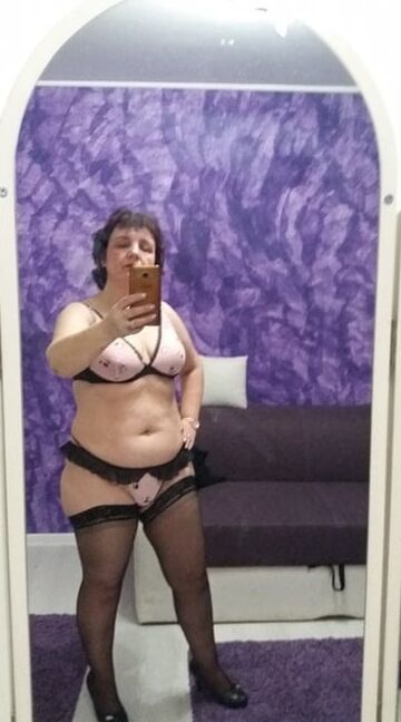BBW pantyhose romania