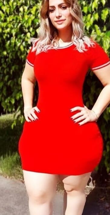 Standing wide-hipped women