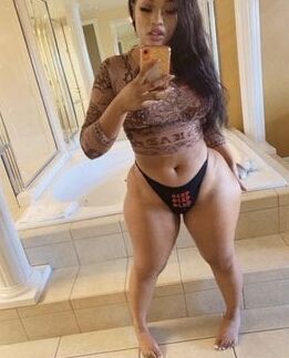Black Women: Selfies
