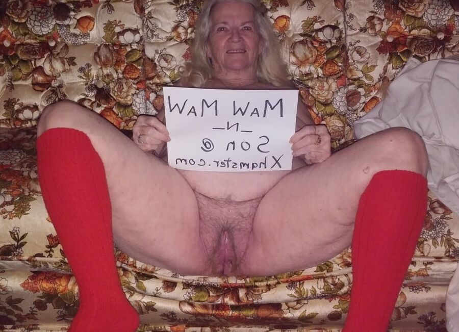 Granny in stockings is a meaty fuckdoll