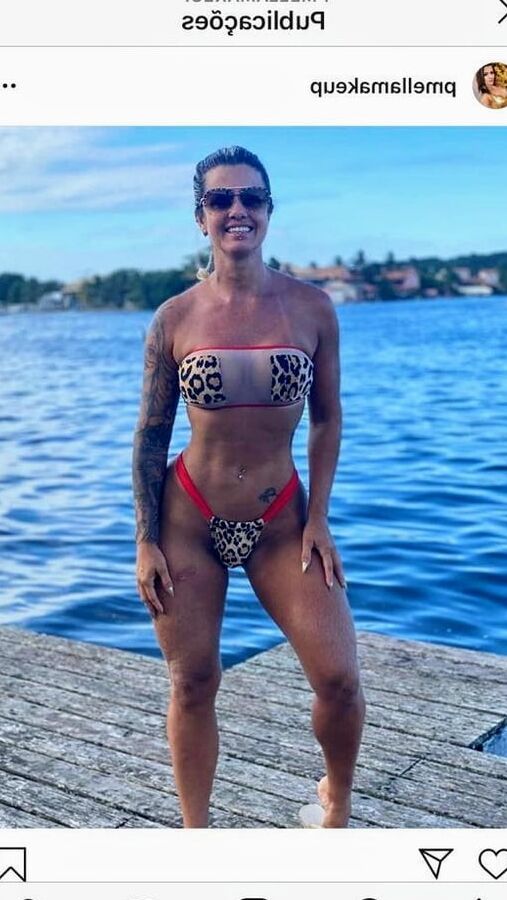 SDRUWS - BIGGEST CAMEL TOE EVER