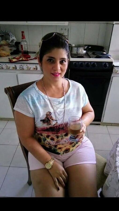 Roxana Deliciosa Milf infiel - Whore mexican milf