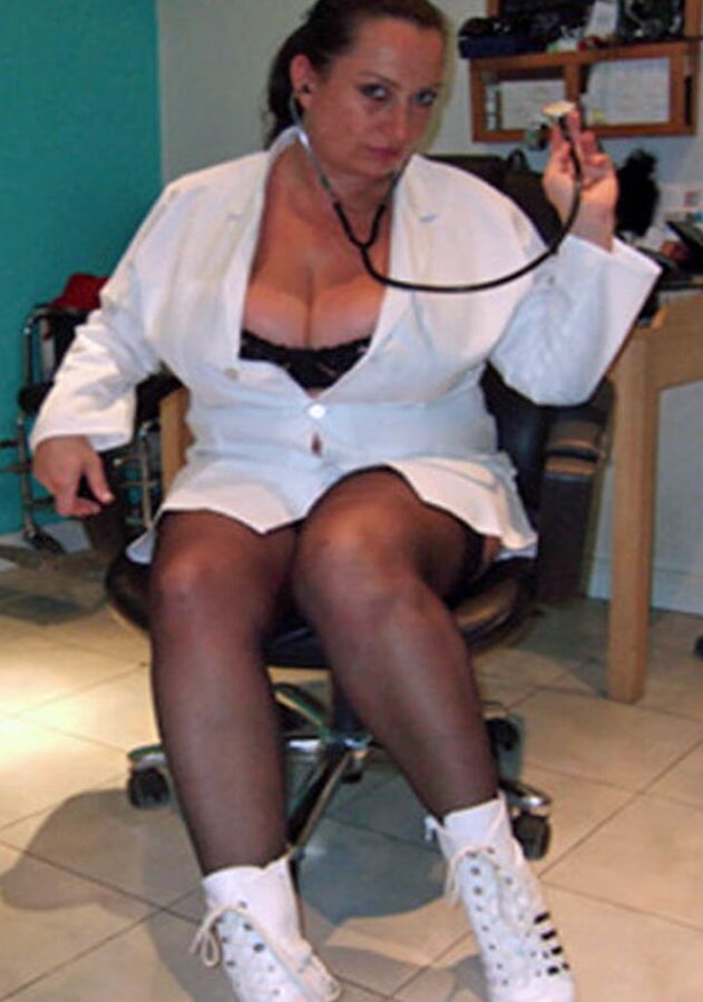 Welldressed domina