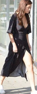 SELENA GOMEZ ... HOT !!!