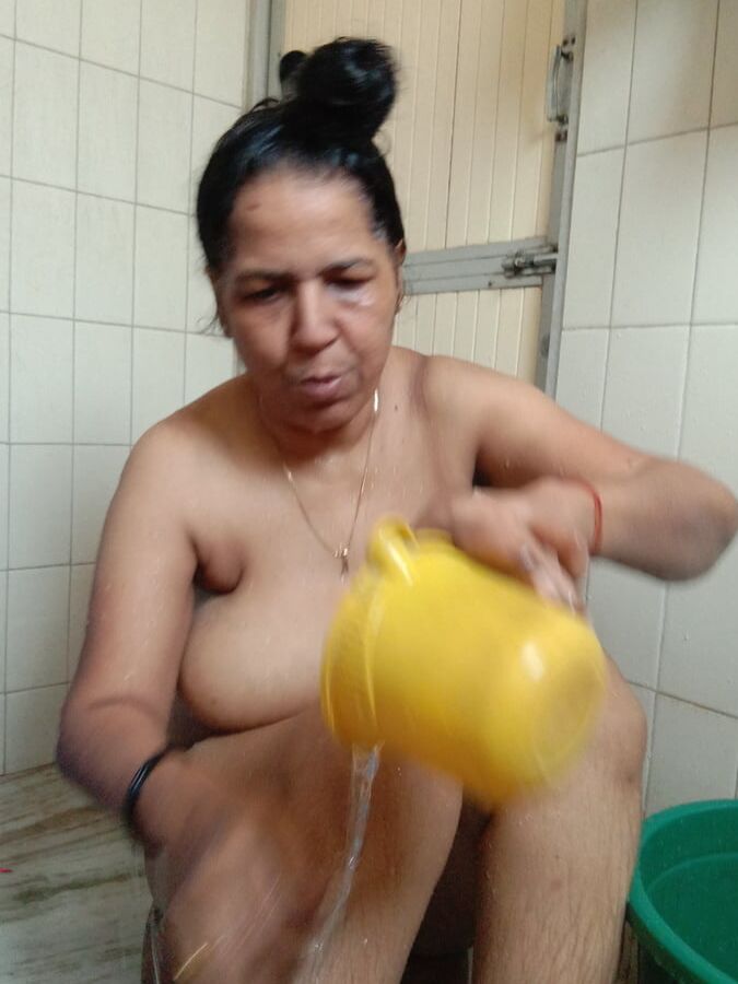 Older and hot (Indian women)