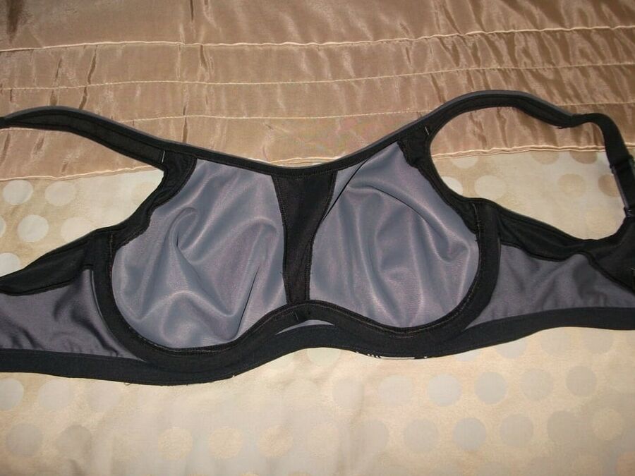 Sportsbras
