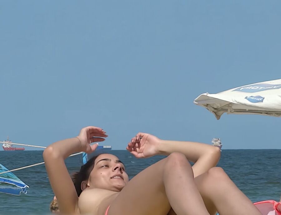 Greek Beach Voyeur
